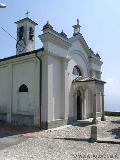 Die Kirche Santa Margherita in Pigra am Comer See Italien