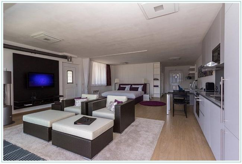 Der Innenraum der Ferienwohnung am Comer See Italien